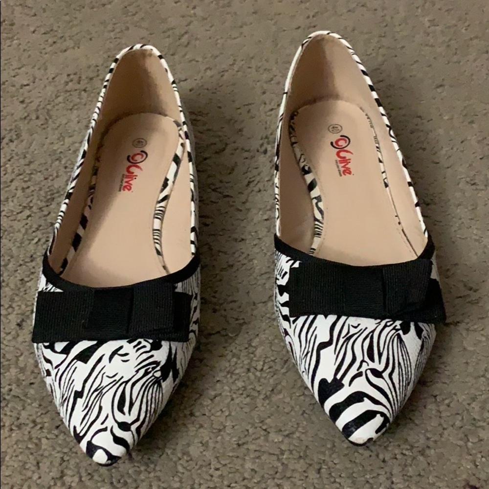 sandals blackwhite striped